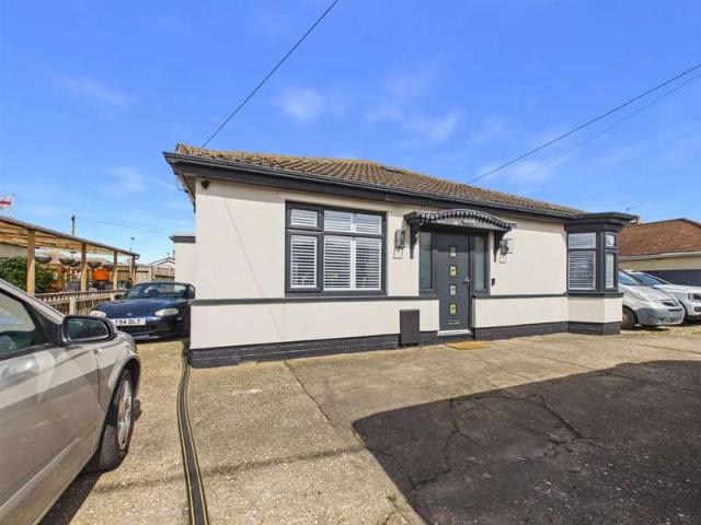 Bungalow for sale in Mablethorpe and Sutton, Belleau