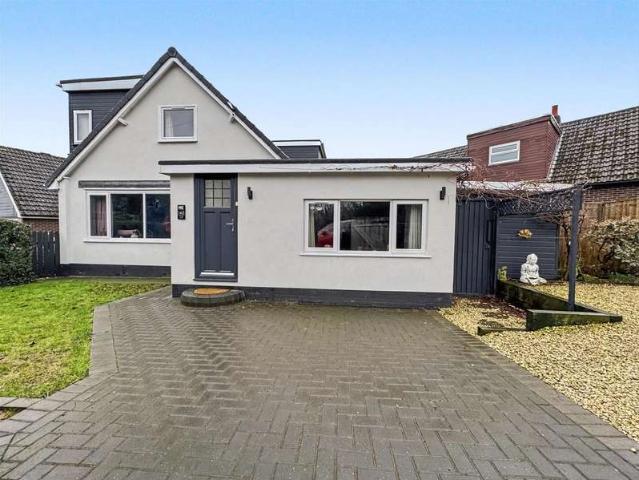 Bungalow for sale in Scissett, West Yorkshire