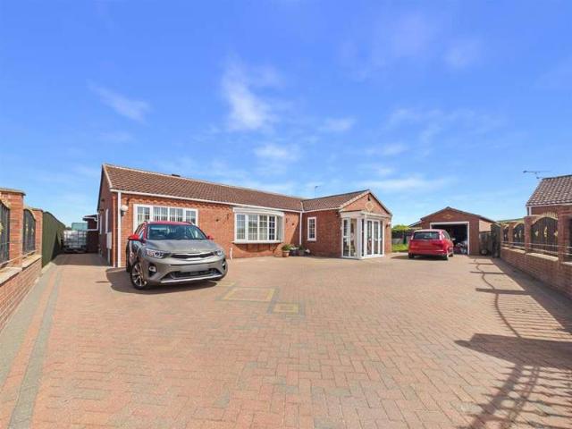 Bungalow for sale in Mablethorpe and Sutton, Belleau