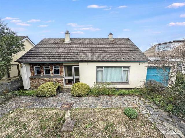 Bungalow for sale in Redannick, Truro
