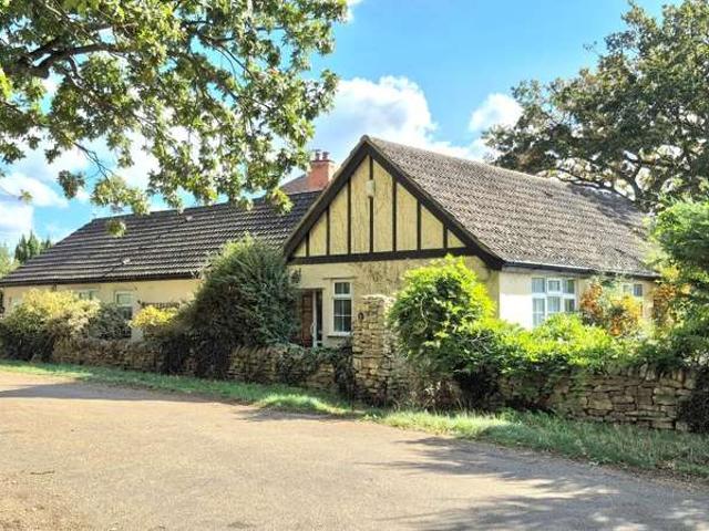 Bungalow for sale in Wavendon, Milton Keynes