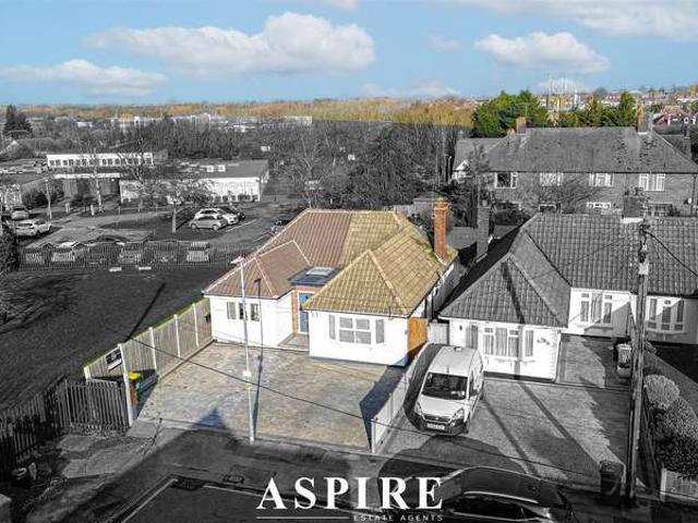 Bungalow for sale in Barling, Essex