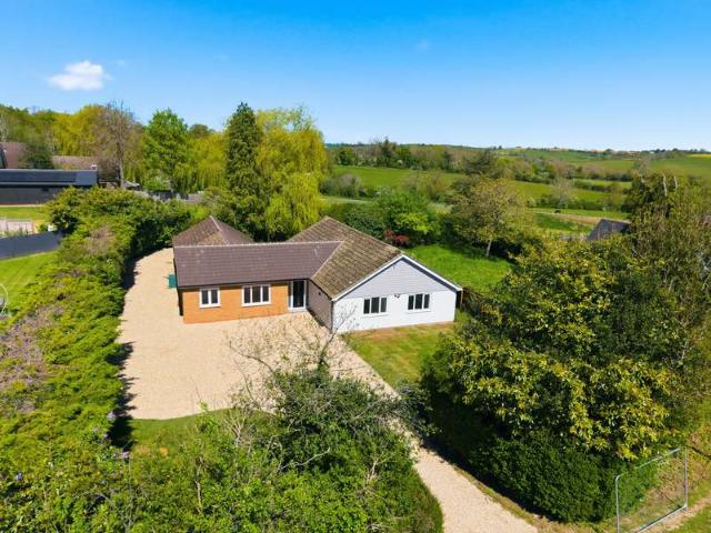 Bungalow for sale in Eydon, Northamptonshire