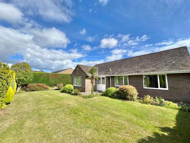 Bungalow for sale in Fir Tree