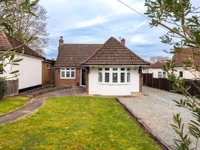 Bungalow for sale in The Butts, Kent