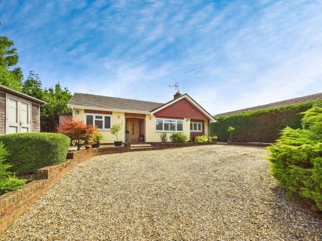 Bungalow for sale in Nuthurst, Horsham