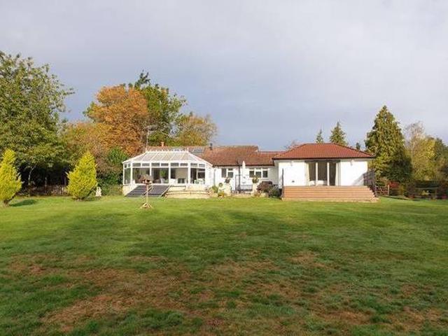 House for rent in Surrey