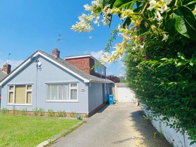 Bungalow for rent in Alderney, Poole