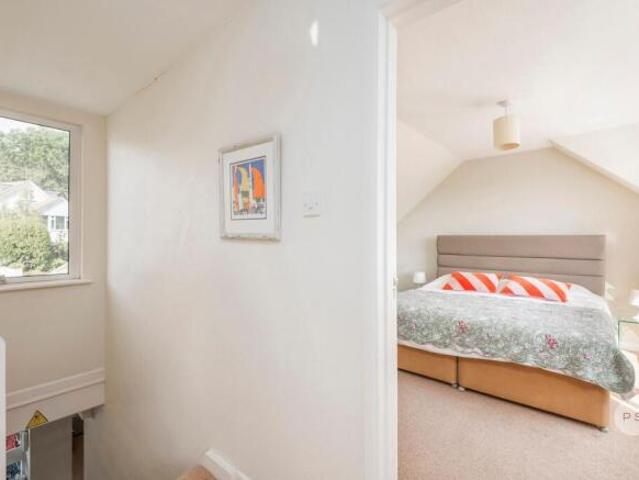 Bungalow for rent in Poole