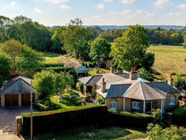 Bungalow for sale in Eagle Farm, Milton Keynes