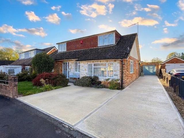 Bungalow for sale in Holbury, New Forest