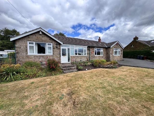 Bungalow for sale in Wash, Charlesworth