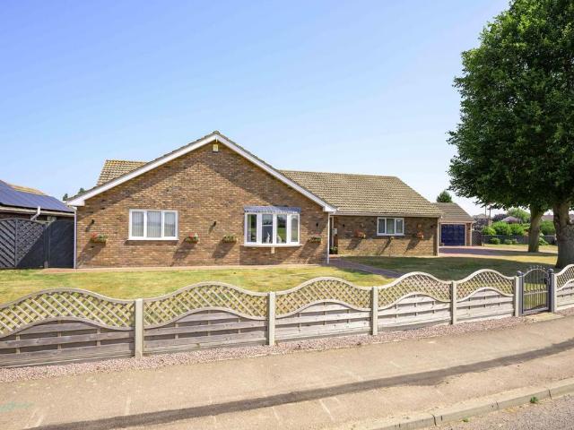 Bungalow for sale in Boston, Lincolnshire
