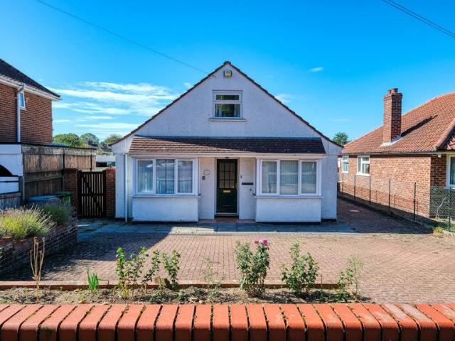 Bungalow for sale in Thorpe St Andrew, Broadland
