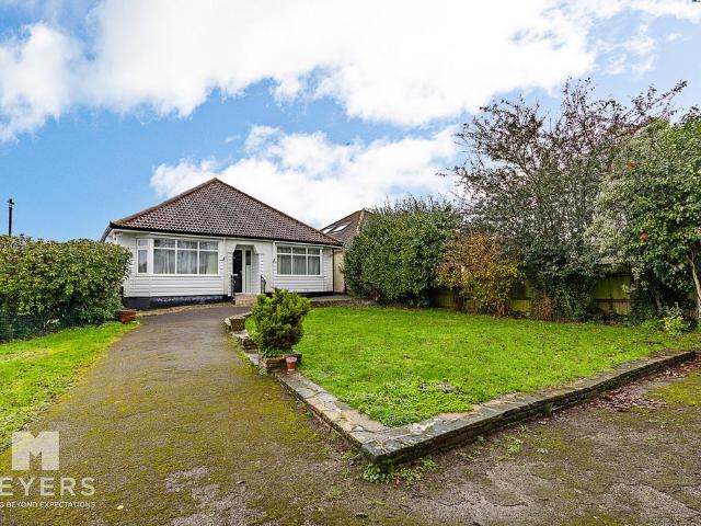 Bungalow for sale in Jumpers Corner, Christchurch
