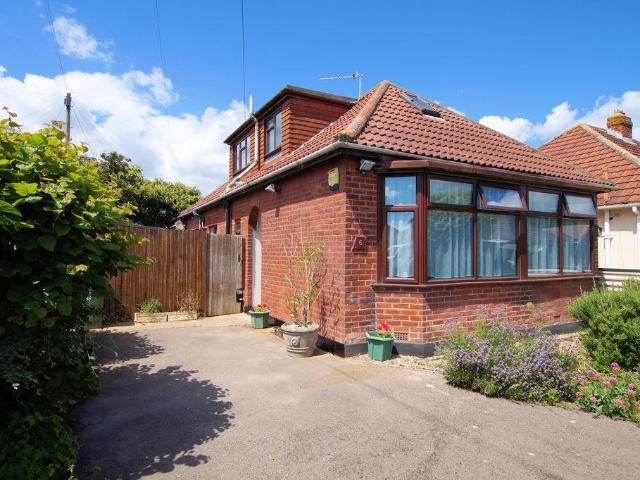 Bungalow for sale in Fareham, Hampshire