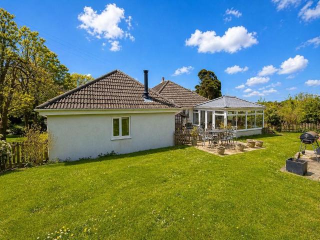 Bungalow for sale in St. Mewan, Trewoon