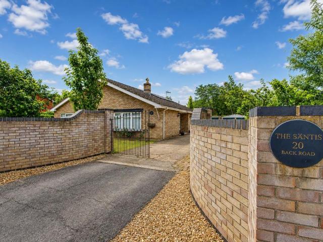 Bungalow for sale in Four Gotes, Cambridgeshire