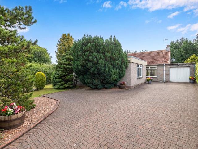 Bungalow for sale in Mauricewood, Milton Bridge
