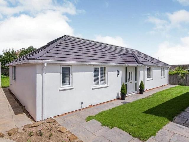 Bungalow for sale in Oundle