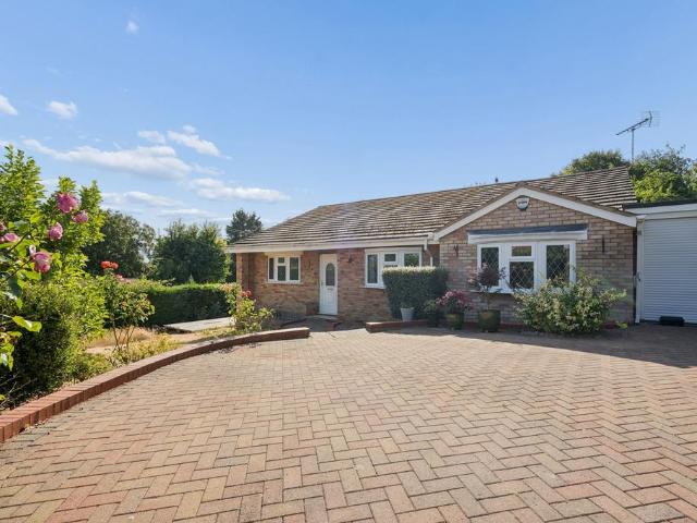 Bungalow for sale in Daws Hill, Cressex