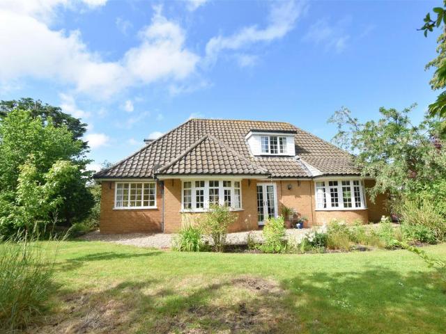 Bungalow for sale in Belleau, Lincolnshire