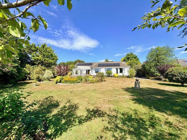 Bungalow for sale in Weir Quay, Devon