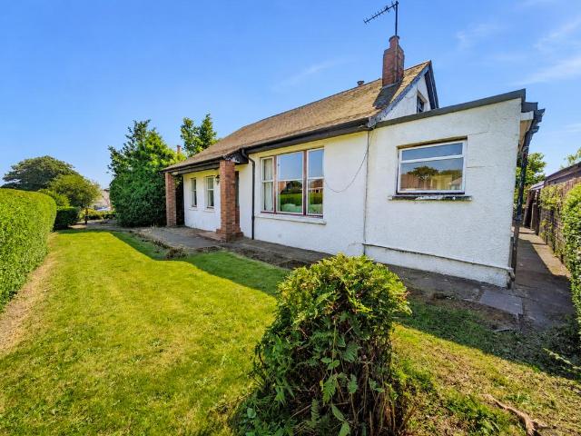 Bungalow for sale in Stevenston, Scotland