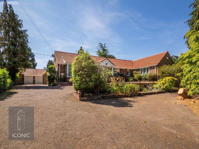 Bungalow for sale in Crostwick, Norfolk