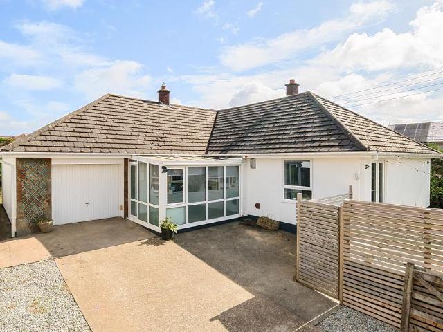 Bungalow for sale in Brandis Corner, Devon