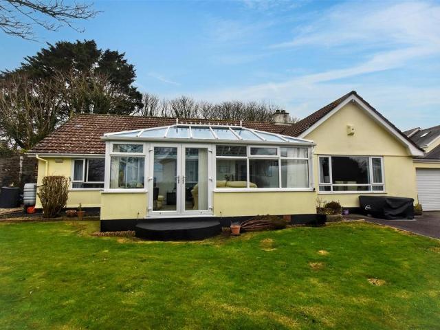 Bungalow for sale in Mount Ambrose, Cornwall