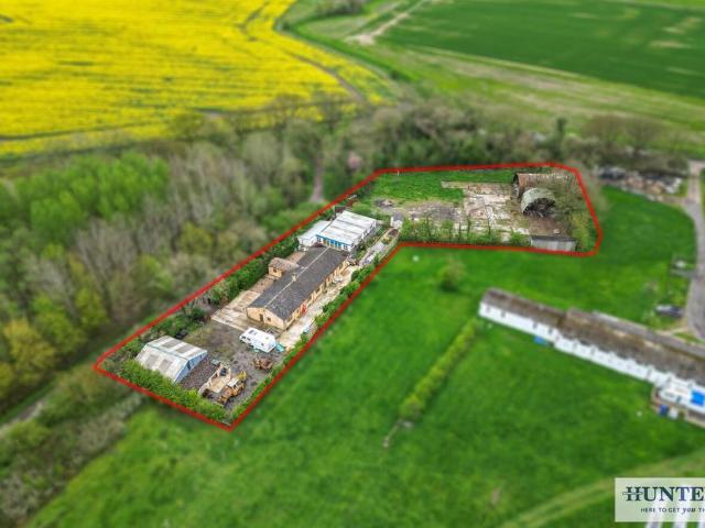 Bungalow for sale in Breighton, East Riding Of Yorkshire