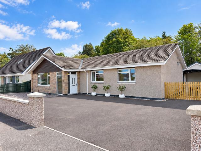 Bungalow for sale in Lentran, Scotland