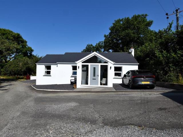 Bungalow for sale in Stackpole and Castlemartin, Wales