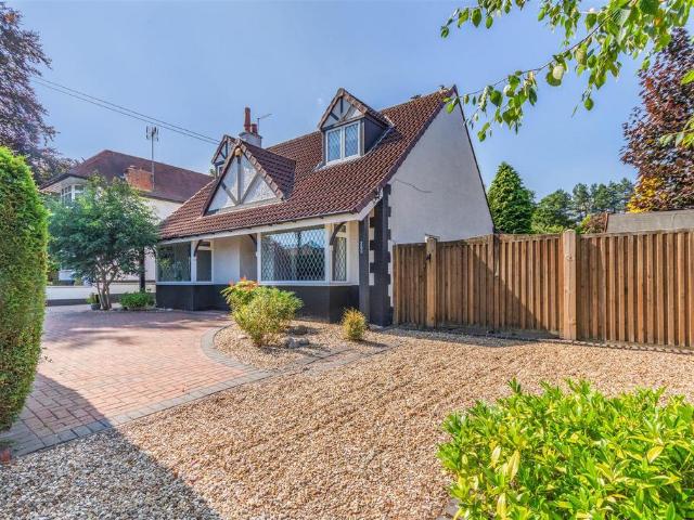Bungalow for sale in Berry Hill, Potters Corner