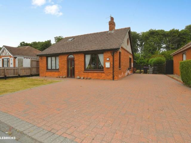 Bungalow for sale in Chapel St. Leonards, Belleau