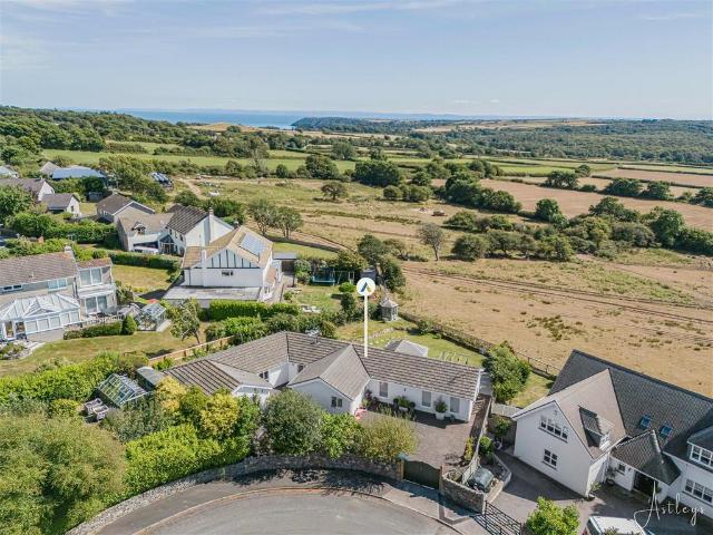 Bungalow for sale in Reynoldston, Wales