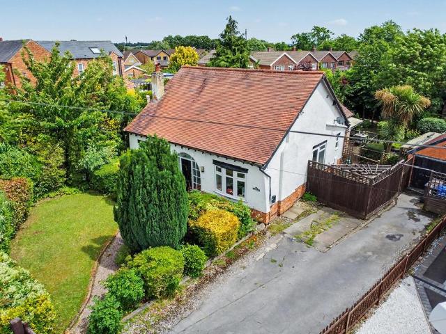 Bungalow for sale in Caldermill, East Midlands