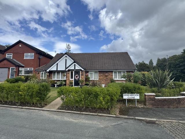 Bungalow for sale in Wigan, Greater Manchester