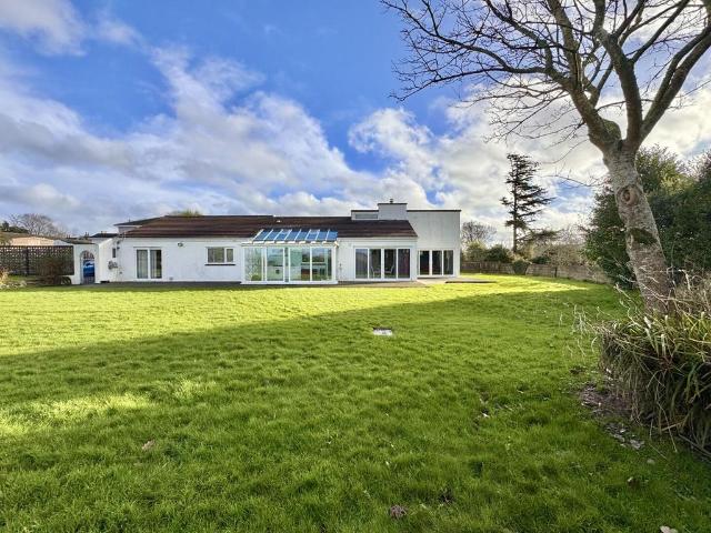 Bungalow for sale in Trelander, Penweathers