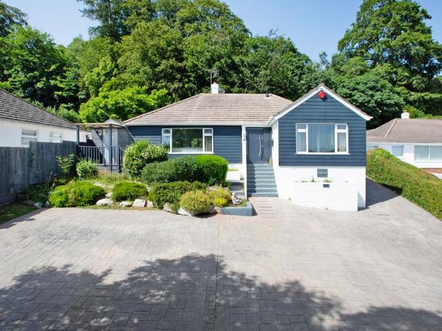 Bungalow for sale