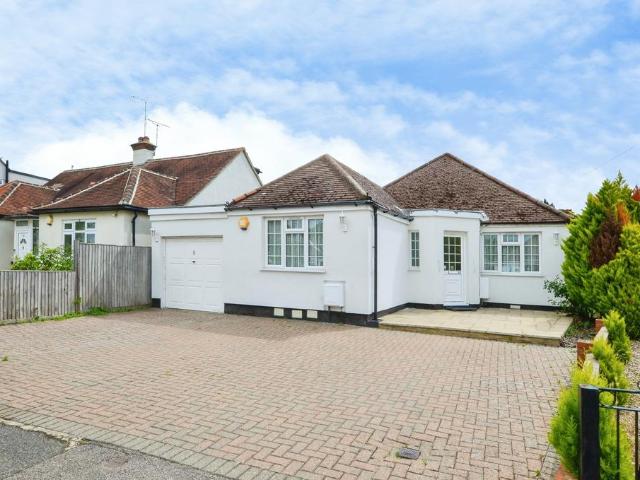 Bungalow for sale in Lane, Greater London