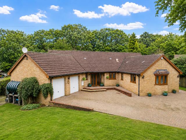Bungalow for sale in Budlake, Devon