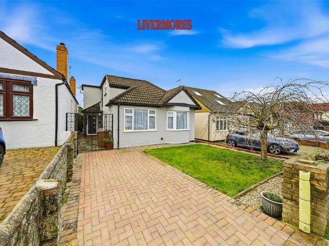 Bungalow for sale in Crayford, Greater London