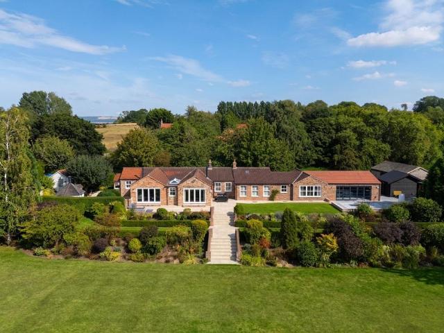 Bungalow for sale in East Riding Of Yorkshire