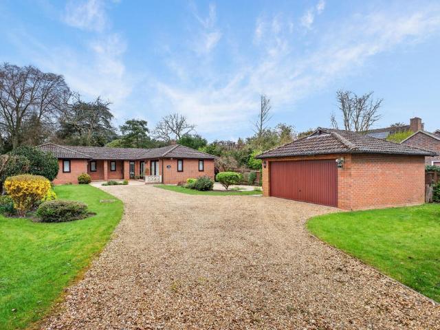 Bungalow for sale in Huntingdon
