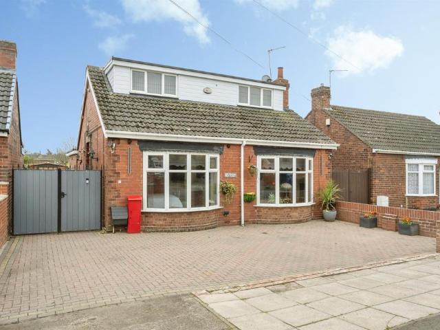 Bungalow for sale in Thorne, South Yorkshire