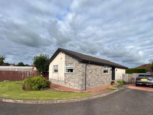 Bungalow for sale in Kilmarnock, New Farm Loch Bungalow for sale in Kilmarnock, New Farm Loch
