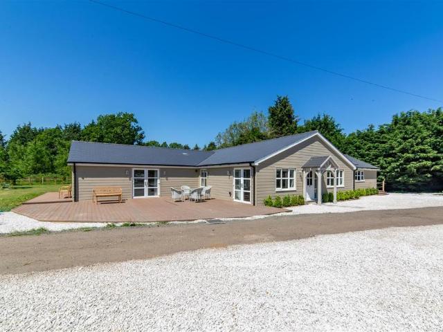 Bungalow for sale in Loansdean, Morpeth