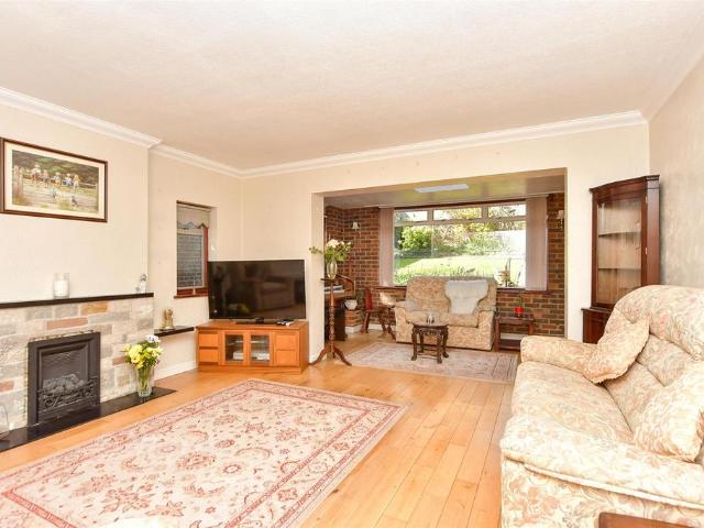 Bungalow for sale in Hamerton, Kent